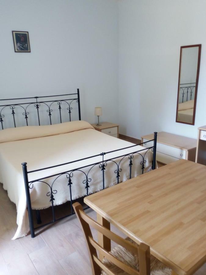 B&B Delia Trecastagni Eksteriør bilde